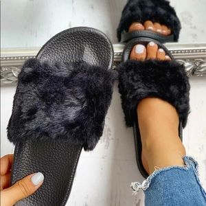 Faux Fur Wide Fit Slides